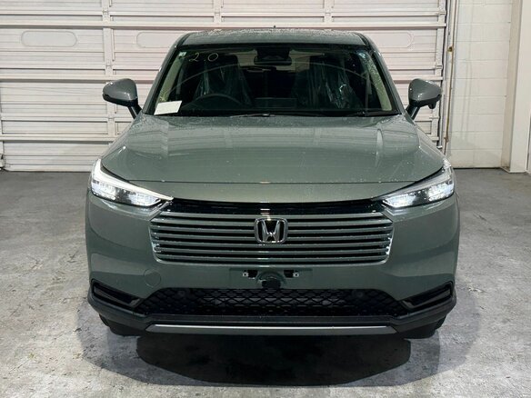 2026 Honda Vezel II Рестайлинг, белый, 1980000 рублей - вид 1