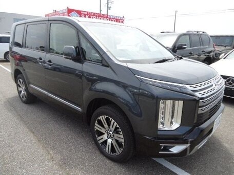 2023 Mitsubishi Delica D:5 I Рестайлинг, серый, 3321000 рублей, вид 1