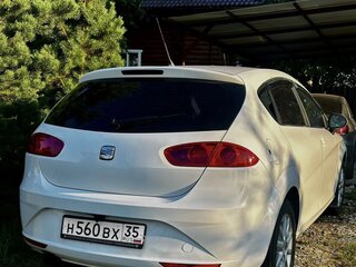 2010 SEAT Leon II Рестайлинг, белый, 430000 рублей, вид 2