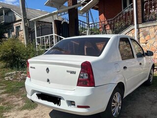 2013 Renault Logan I Рестайлинг, белый, 210000 рублей, вид 3
