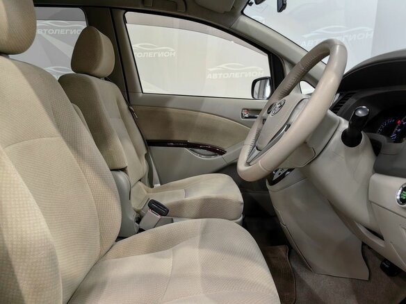 2013 Toyota ISis I Рестайлинг, синий, 1785000 рублей - вид 9