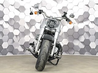 2018 Harley-Davidson Fat Boy, чёрный, 1779000 рублей, вид 5