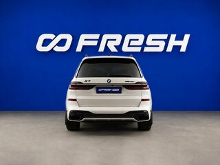 2023 BMW X7 40d I (G07) Рестайлинг, белый, 12099099 рублей, вид 4