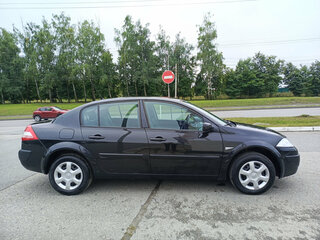 2008 Renault Megane II Рестайлинг, чёрный, 380000 рублей, вид 4