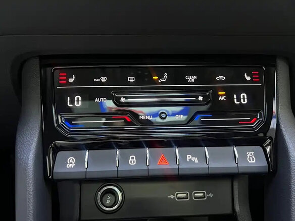 2023 Skoda Karoq I, бежевый, 2200000 рублей - вид 12