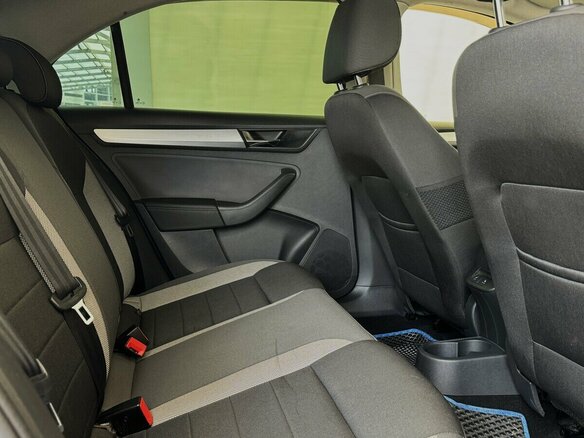 2018 Skoda Rapid I Рестайлинг, синий, 1485000 рублей - вид 12