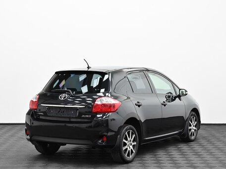 2011 Toyota Auris I Рестайлинг, чёрный, 949000 рублей, вид 2