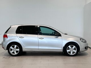 2012 Volkswagen Golf VI, серебристый, 899000 рублей, вид 4