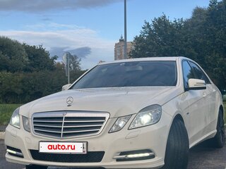 2011 Mercedes-Benz E-Класс 200 7G-Tronic IV (W212, S212, C207), белый, 1550000 рублей, вид 3