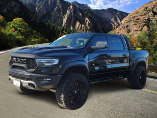2022 Ram 1500 Crew Cab eTorque V, чёрный, 16752719 рублей, вид 1