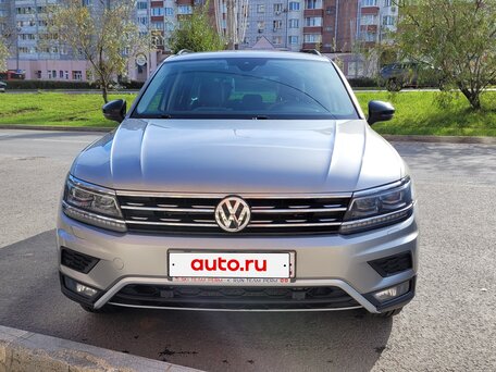 2020 Volkswagen Tiguan II, серый, 2450000 рублей, вид 2
