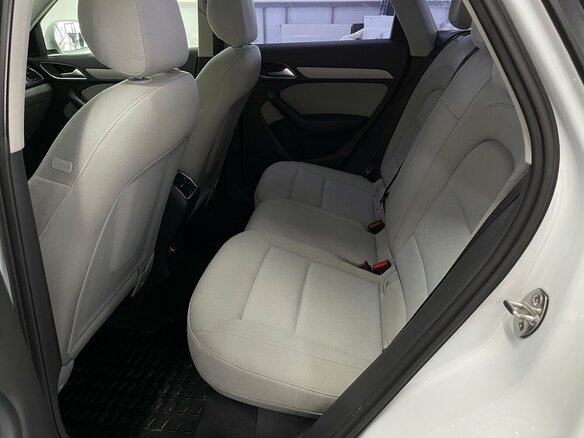 2014 Audi Q3 I (8U), белый, 1599000 рублей - вид 23