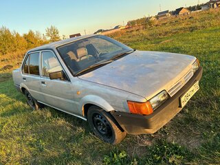 1990 Nissan Sunny N13, серебристый, 115000 рублей, вид 1
