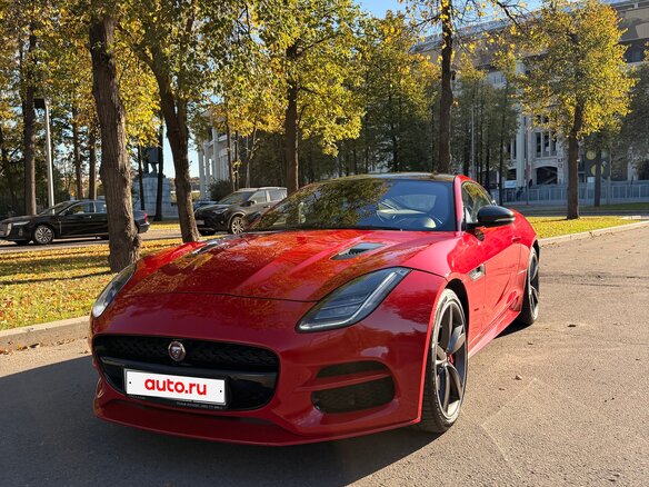 2018 Jaguar F-Type R I Рестайлинг, красный, 7600000 рублей - вид 2