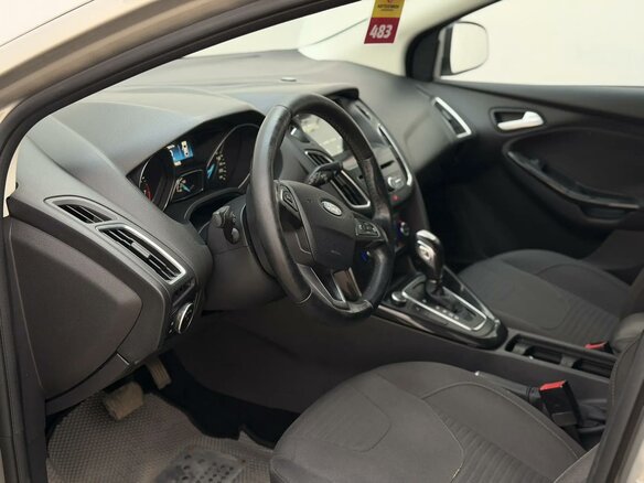 2017 Ford Focus III Рестайлинг, бежевый - вид 12