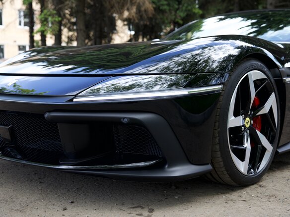 2026 Ferrari 12Cilindri, чёрный, 59900000 рублей - вид 9