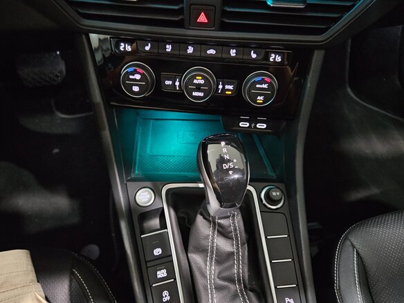 2023 Volkswagen Jetta VII Рестайлинг, белый - вид 8