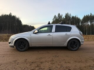 2010 Opel Astra H Рестайлинг, серебристый, 570000 рублей, вид 5