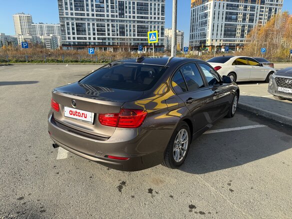 2014 BMW 3 серии 316i VI (F3x), коричневый, 1550000 рублей - вид 5