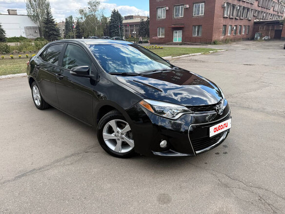 2014 Toyota Corolla XI (E160, E170, E180), чёрный, 1319000 рублей