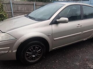2007 Renault Megane II Рестайлинг, бежевый, 336000 рублей, вид 1