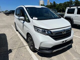 2021 Honda Freed II Рестайлинг, белый, 1890000 рублей, вид 3
