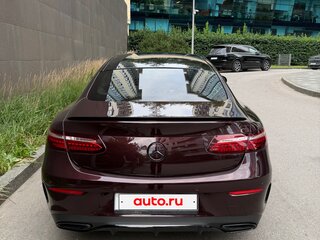 2022 Mercedes-Benz E-Класс 300 V (W213, S213, C238) Рестайлинг, красный, 5200000 рублей, вид 4