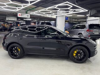 2015 Porsche Macan Turbo I, чёрный, 3600000 рублей, вид 4