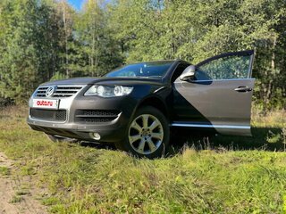 2007 Volkswagen Touareg I Рестайлинг, чёрный, 1399000 рублей, вид 1