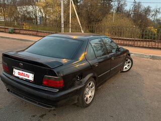 1992 BMW 3 серии 318i III (E36), чёрный, 290000 рублей, вид 4