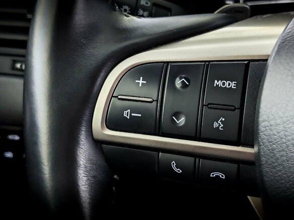 2019 Lexus RX 300 IV Рестайлинг, белый, 4360000 рублей - вид 29