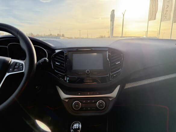 2018 Lada (ВАЗ) Vesta SW Cross I, белый, 955000 рублей - вид 19