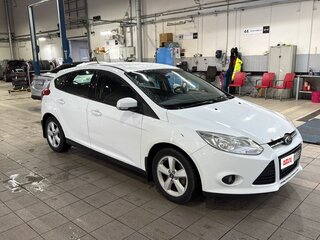 2012 Ford Focus III, белый, 690000 рублей, вид 2
