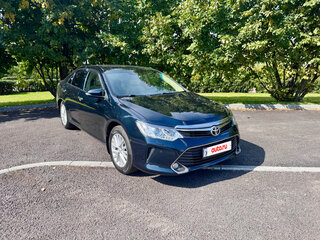 2015 Toyota Camry VII (XV50) Рестайлинг, серый, 1850000 рублей, вид 3