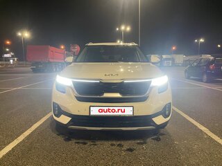 2022 Kia Seltos I, белый, 2450000 рублей, вид 1