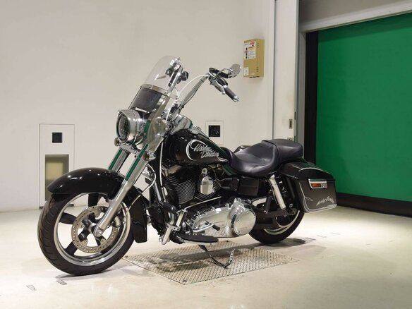 2014 Harley-Davidson Dyna Switchback, чёрный, 799000 рублей - вид 3