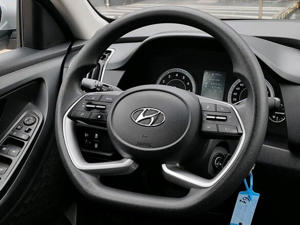 2021 Hyundai Creta II, серый - вид 13