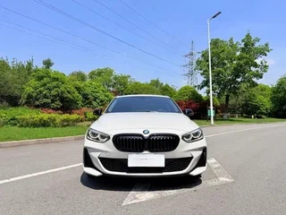 2022 BMW 1 серии 120i III (F52) Рестайлинг, белый, 1750000 рублей, вид 2