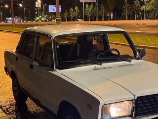2011 Lada (ВАЗ) 2107, белый, 89000 рублей, вид 2