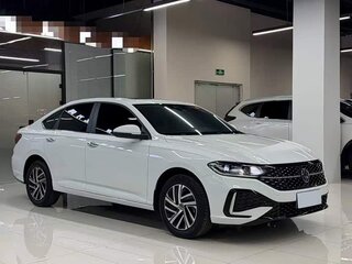 2023 Volkswagen Lavida III Рестайлинг, белый, 1100666 рублей, вид 3