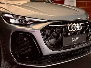 2026 Audi Q5 L III (GU), серый, 6549000 рублей, вид 5