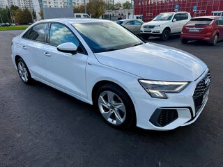 2021 Audi A3 35 TFSI IV (8Y), белый, 2700000 рублей, вид 1