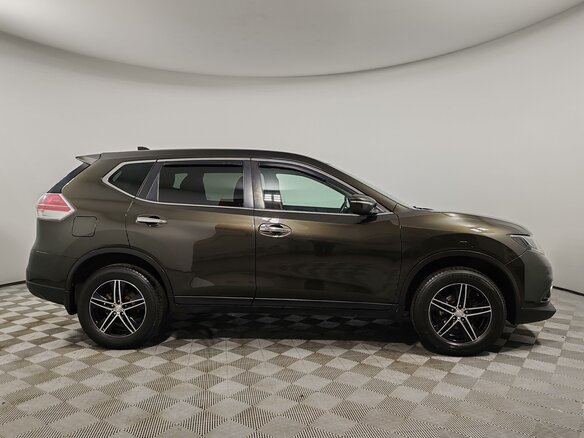 2017 Nissan X-Trail III Рестайлинг, зелёный, 1575000 рублей - вид 3