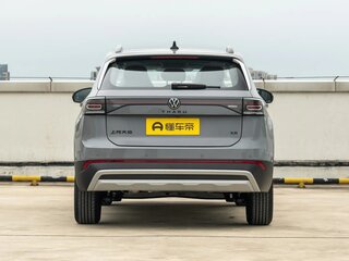 2026 Volkswagen Tharu XR, серый, 2200000 рублей, вид 3