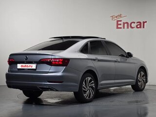 2021 Volkswagen Jetta 8-speed VII, серый, 1470000 рублей, вид 2