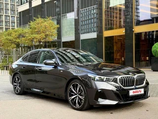 2025 BMW 5 серии 530i xDrive VIII (G60/G61/G68), серый, 8250000 рублей, вид 1