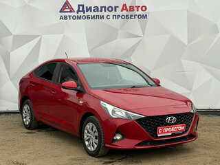 2020 Hyundai Solaris II Рестайлинг, красный, 1369000 рублей, вид 3