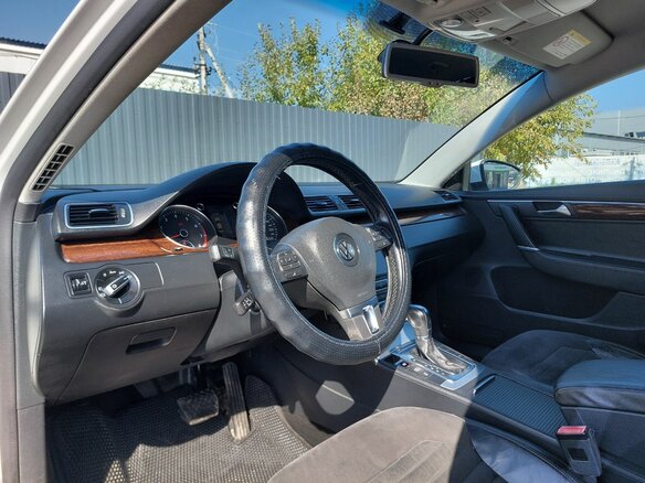 2012 Volkswagen Passat B7, белый, 1079000 рублей - вид 13