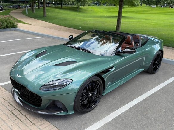 2021 Aston Martin DBS Volante III, зелёный, 25500000 рублей - вид 11