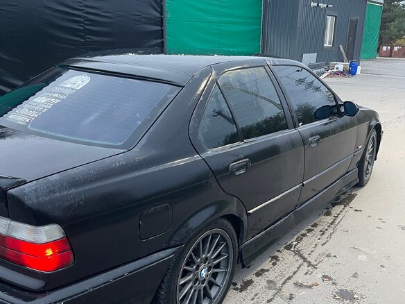 1997 BMW 3 серии 316i III (E36), чёрный, 320000 рублей - вид 5